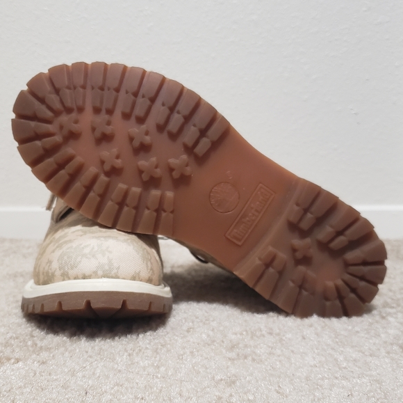 Timberland 6" Limited Edition 6248B Cream Floral boots - Picture 13 of 13